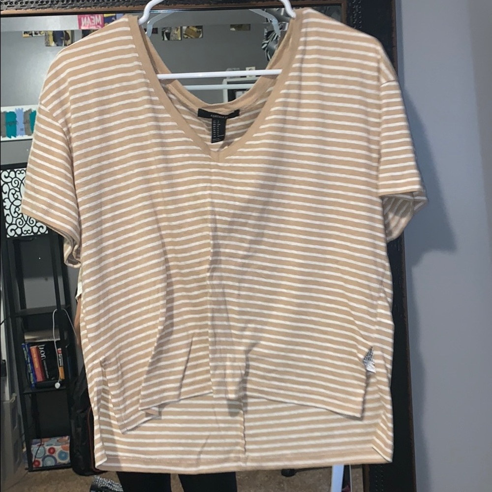 T-shirt.